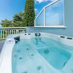 Luxury Bobara Mlini