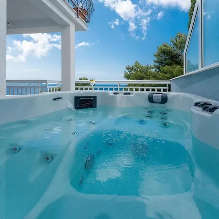 Luxury Bobara * מליני