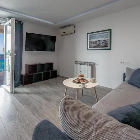 Luxury Bobara Apartament