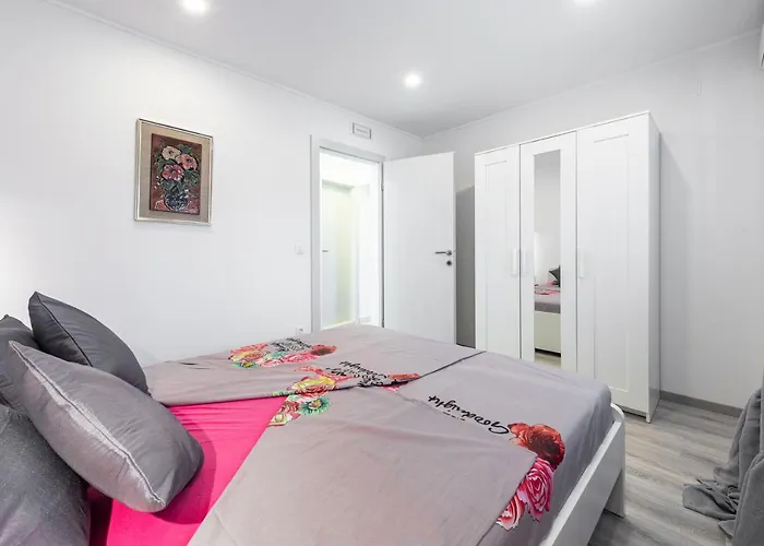 Apartament Luxury Bobara *